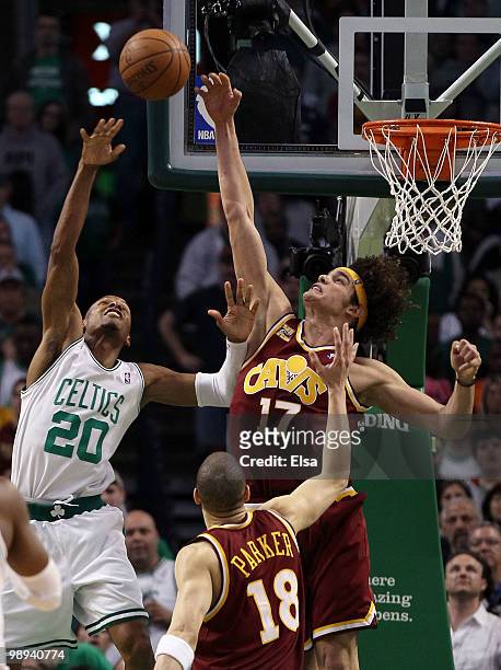 Anderson Varejao of the Cleveland Cavaliers tries to block Ray Allen of the Boston Celtics during Game Four of the Eastern Conference Semifinals of...