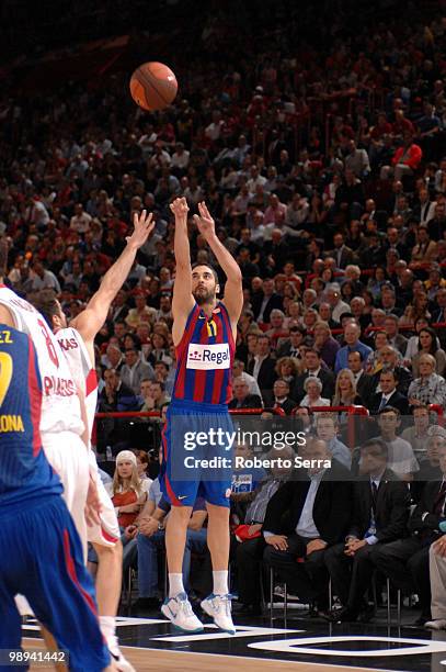 Juan Carlos Navarro of Barcelona in action during the Euroleague Basketball Final Four Final Game between Regal FC Barcelona vs Olympiacos at Bercy...