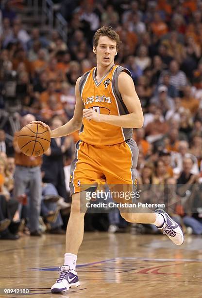 Goran Dragic of the Phoenix Suns in action during Game Two of the Western Conference Semifinals of the 2010 NBA Playoffs against the San Antonio...