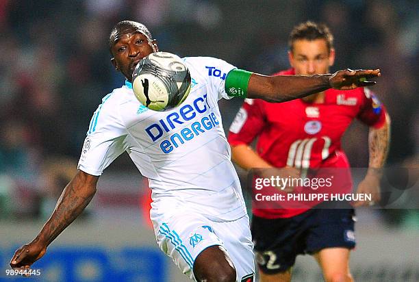 Marseille's Senegalese forward Mamadou Niang runs during the French L1 football match Lille vs Marseille on May 8, 2010 at Lille metropole stadium in...