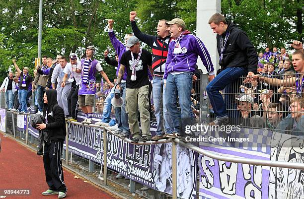 The Fans of Aue celebrate during the Third League match between Werder Bremen II and Erzgebirge Aue at the "Platz 11" stadium on May 8, 2010 in...