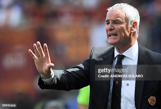 Roma's coach Claudio Ranieri gives orders to his playersduring their Italian Serie A football match against Cagliari on May 9, 2010 at Rome's Olympic...