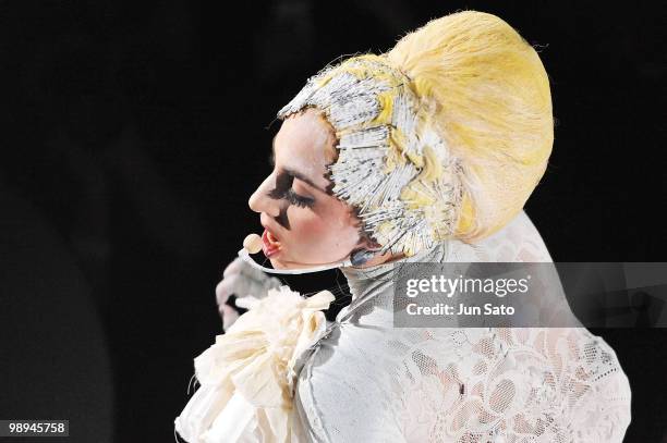 Singer Lady Gaga performs onstage during MAC 'Viva Glam' campaign at the Tabloid on April 20, 2010 in Tokyo, Japan.