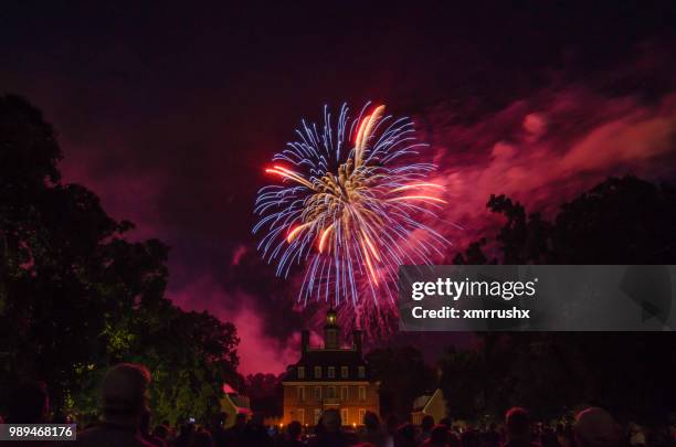 colonial williamsburg 4th of july - colonial williamsburg stock pictures, royalty-free photos & images