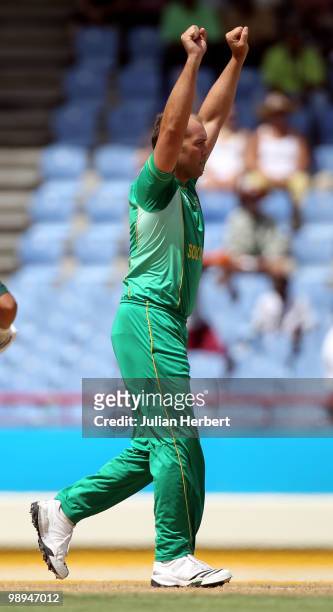 Jacques Kallis celebrates after the dismissal of Khalid Latif during the ICC World Twenty20 Super Eight match between Pakistan and South Africa...
