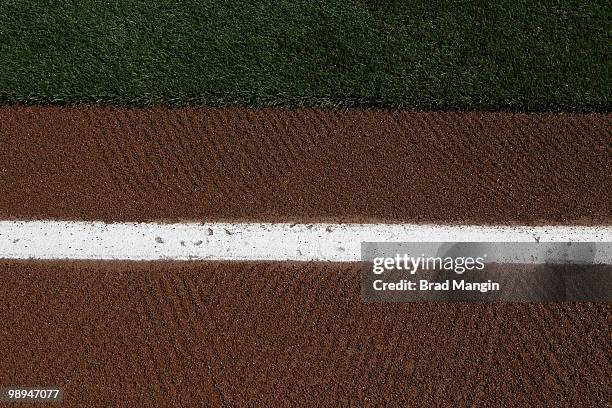 First Base Line Crowd 4,596 First Base Line Stock Photos, High-Res Pictures, and Images ...