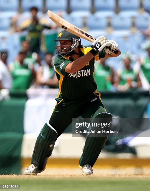 Pakistan Rai Shaid 1,105 T A Shahid Stock Photos, High-Res Pictures, and Images - Getty Images