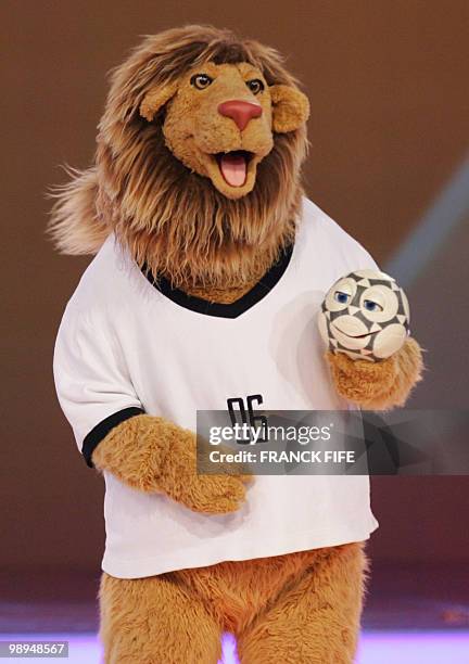 World Cup mascot Goleo VI dances on stage, 09 December 2005 in Leipzig, during the final draw ceremony of the 2006 World Cup running from 09 June to...