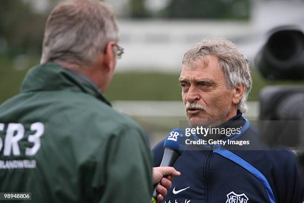 Dieter Ferner in an interview with SR3 before the Regionalliga match between Bonner SC and 1.FC Saarbruecken at the ARENA stadium on May 8, 2010 in...