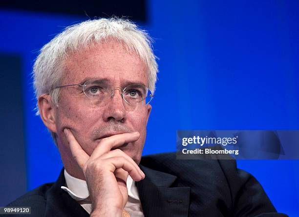 Pater Sands, chief executive offifer of Standard Chartered Plc, pauses during the World Economic Forum meeting in Brussels, Begium, on Monday, May...