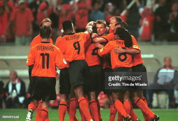 Foot France, The Netherlandsjoie Vreugde Football Voetbal Francefrankrijk Hollande Holland Nederland Paysbas Netherlands Euro 2000 Iso Sport!Im...