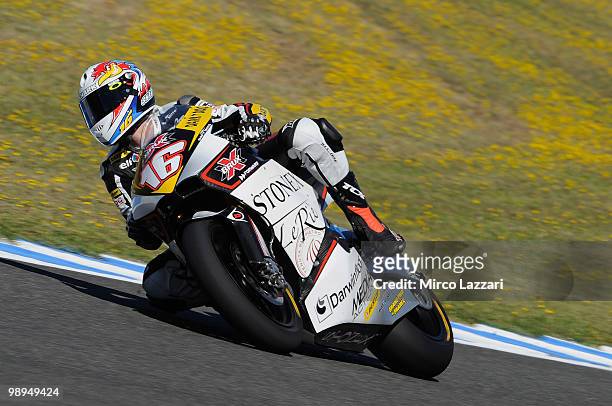 Jules Cluzel of French and Foward Racing rounds the bend during the second day of test at Circuito de Jerez on May 1, 2010 in Jerez de la Frontera,...