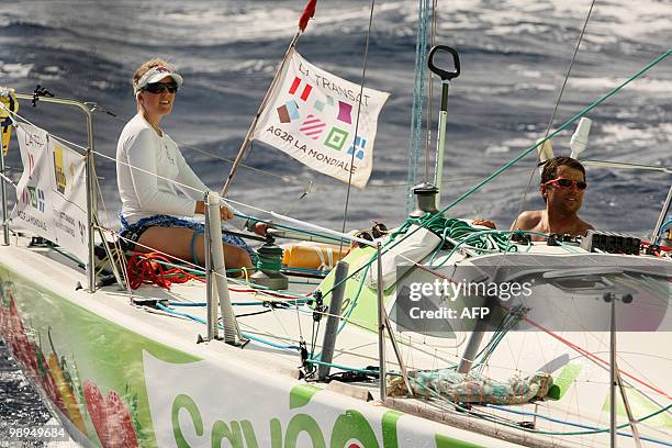 French skipper Romain Attanasio and his teammate British Samantha Davies sail on their "Saveol" monohull on May 10, 2010 during the AG2R La Mondiale...