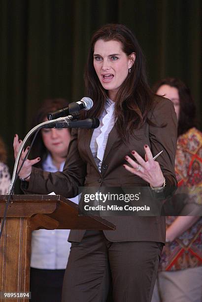 Actress Brooke Shields celebrates the MOTHERS act, legislation on postpartum depression, which was included in the federal health insurance reform...