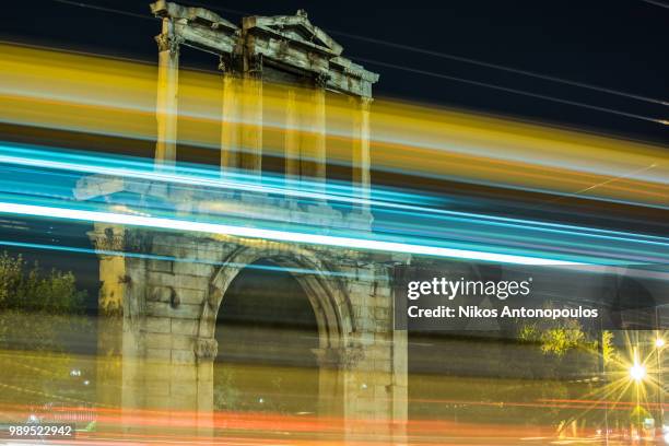 temple of zeus athens - temple of zeus stock pictures, royalty-free photos & images