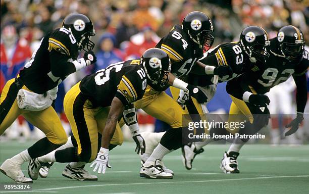 The Pittsburgh Steelers defense reacts at the snap during the Steelers 40-21 victory over the Buffalo Bills in the 1995 AFC Divisional Playoff Game...
