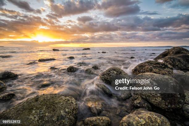 sunset in nadi fiji beach - nadi - fotografias e filmes do acervo