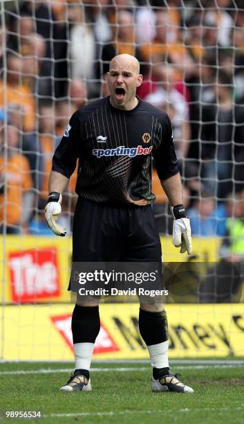 Marcus Hahnemann of Wolves shouts instructions during the Barclays Premier match between Wolverhampton Wanderers and Sunderland at Molineaux on May...