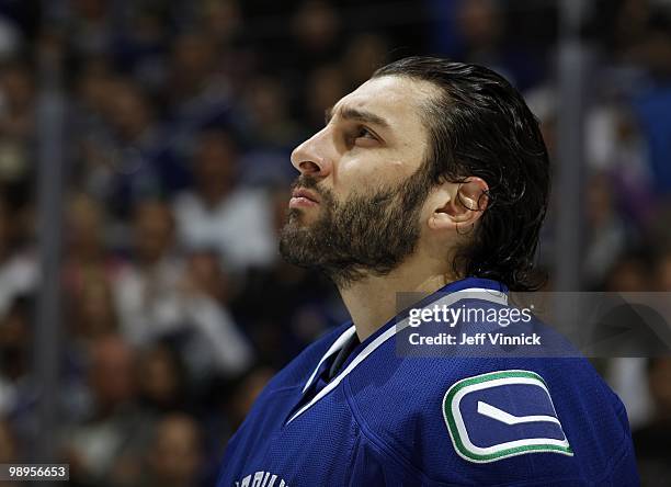 Roberto Luongo of the Vancouver Canucks stands in his crease in Game Four of the Western Conference Semifinals against the Chicago Blackhawks during...