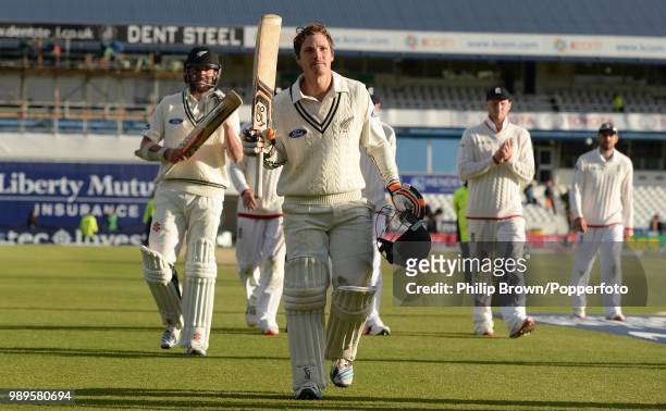 Watling of New Zealand leaves the field to applause on 100 not out at the end of day three of the 2nd Test match between England and New Zealand at...