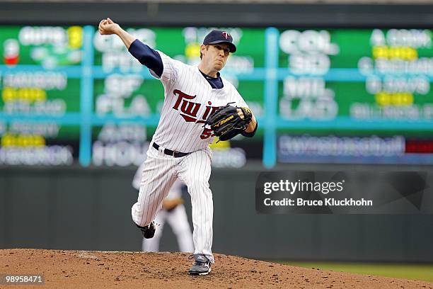 Kevin Slowey of the Minnesota Twins pitches to the Detroit Tigers on May 5, 2010 at Target Field in Minneapolis, Minnesota. The Twins won 5-4.