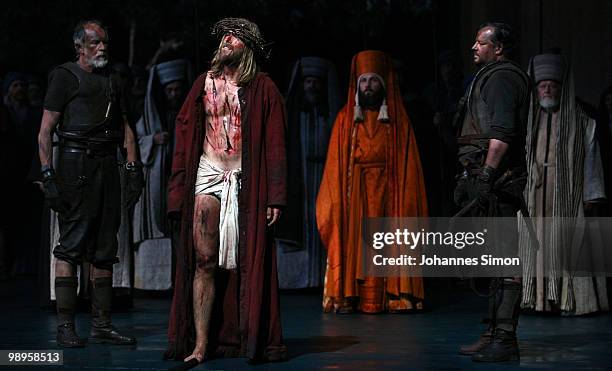 Andreas Richter as Jesus Christ performs on stage during the Oberammergau passionplay 2010 final dress rehearsal on May 10, 2010 in Oberammergau,...