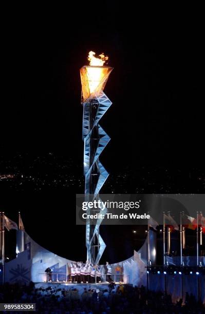 Winter Olympic Games : Salt Lake City, Members Of The 1980 Us Olympic Hockey Team That Upset The Soviet Union And Went On To Win The Gold Medal In...