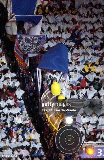 Winter Olympic Games : Salt Lake City, 02/8/2002, Salt Lake City, Utah, United States --- A Puppet-Like Locomotive Train Descends Through The Crowd...