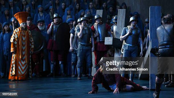 Andreas Richter as Jesus Christ and ensemble members perform on stage during the Oberammergau passionplay 2010 final dress rehearsal on May 10, 2010...