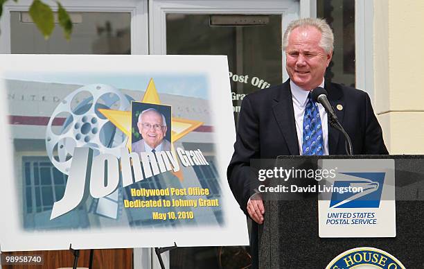 Los Angeles city council member Tom LaBonge attends the Johnny Grant post office dedication at the Hollywood post office on May 10, 2010 in Los...