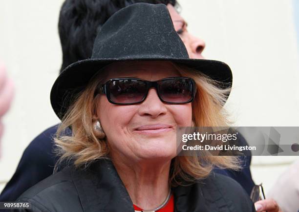 Actress Angie Dickinson attends the Johnny Grant post office dedication at the Hollywood post office on May 10, 2010 in Los Angeles, California.