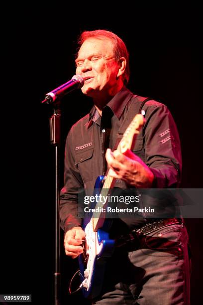 Glen Campbell performs on stage at the Royal Festival Hall on May 10, 2010 in London, England.