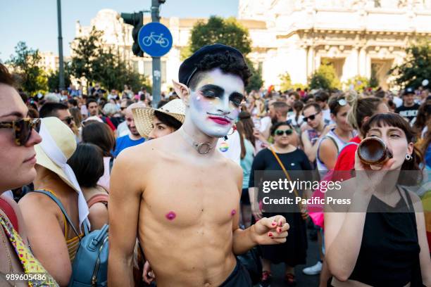 Milan was flooded with people for the "Milano Pride" the demonstration that unites all the people of the LGBT community to be able to say "no" to...