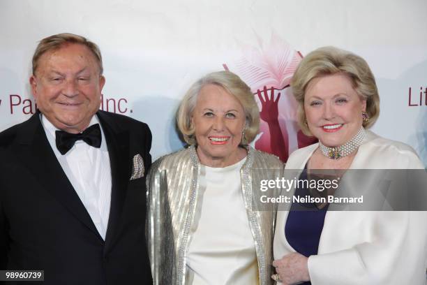 Filmmaker Robert Bradford and authors Liz Smith and Barbara Taylor Bradford OBE attend Literacy Partners 26th annual Evening of Readings gala at the...