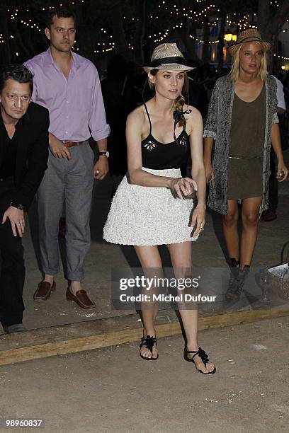 Diane Kruger play bowling at place des Lices on May 10, 2010 in Saint-Tropez, France.