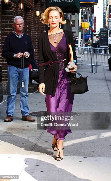 Uma Thurman visits "Late Show With David Letterman" at the Ed Sullivan Theater on May 10, 2010 in New York City.