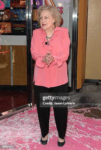 Betty White unveils the "Naked" hot dog at Pink's Hot Dogs at Universal CityWalk on April 19, 2010 in Universal City, California.