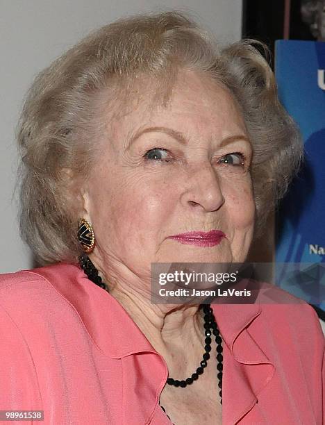 Betty White unveils the "Naked" hot dog at Pink's Hot Dogs at Universal CityWalk on April 19, 2010 in Universal City, California.