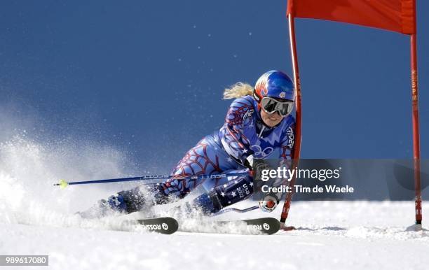 Winter Olympic Games : Salt Lake City, 02/22/02, Park City, Utah, United States --- Sarah Schleper Of The Usa During Her First Run In The Ladies'...