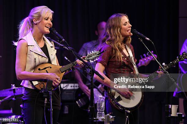 Martie Maguire and Emily Robison of the Court Yard Hounds perform at The Drop: Court Yard Hounds at The GRAMMY Museum on May 10, 2010 in Los Angeles,...