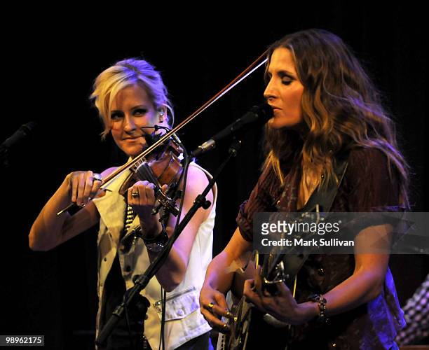 Martie Maguire and Emily Robison of Court Yard Hounds at The GRAMMY Museum on May 10, 2010 in Los Angeles, California.