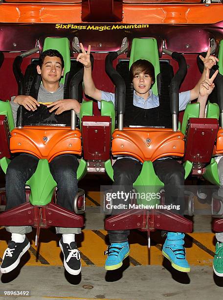 Justin Bieber and friends visit Six Flags Magic Mountain on May 8, 2010 in Valencia, California.