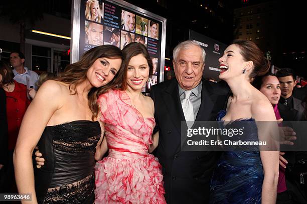 Jennifer Garner, Jessical Biel, Director Garry Marshall and Anne Hathaway at Warner Brothers Pictures World Premiere of "Valentine's Day" on February...