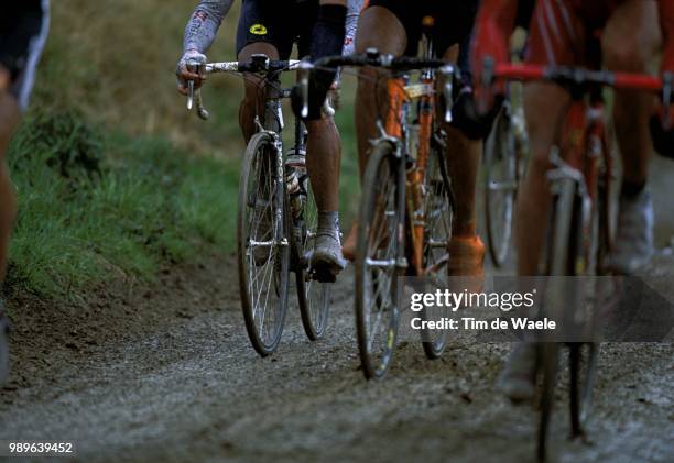 Paris - Roubaix, Illustration, Illustratie, Boue, Modder, Mud, Bicycles, Velo, Fiets, Parijs, Uci, Couppe Du Monde, Wereldbeker, World Cup,