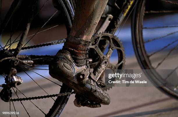 Paris - Roubaix, Illustration, Illustratie, Boue, Modder, Pied, Voet, Feet /Parijs, Uci, Couppe Du Monde, Wereldbeker, World Cup,