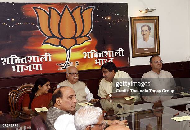 Parliamentary Board including LK Advani, Sushma Swaraj, Nitin Gadkari, Rajnath Singh, Arun Jaitley along with other leaders hold party meeting in...