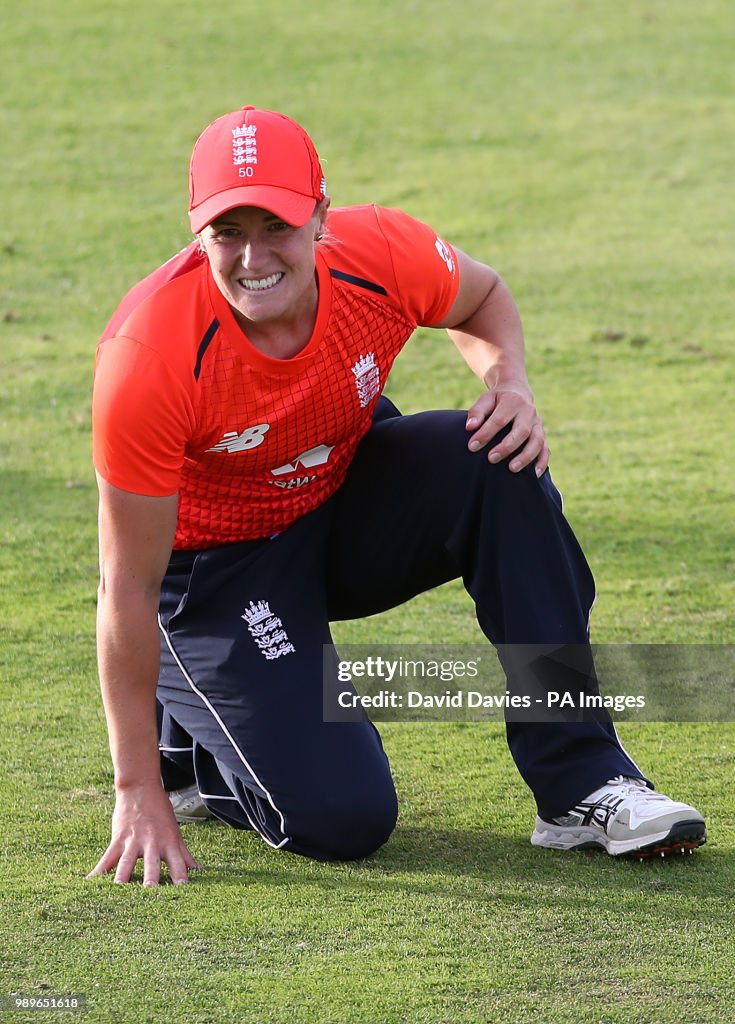 England Women v New Zealand Women - T20 Tri Series - The County Ground