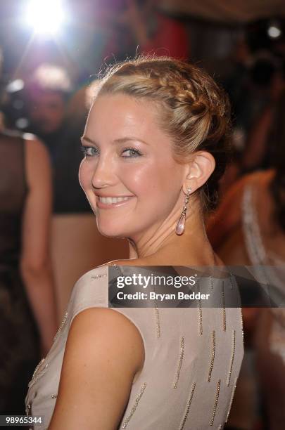 Actress Kate Hudson attends the Metropolitan Museum of Art's 2010 Costume Institute Ball at The Metropolitan Museum of Art on May 3, 2010 in New York...