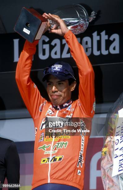 Giro 2002 /Perez Cupio Julio, Joie Vreugde, Celebration, Podium, Coupe Beker Cup /Tour D'Italie, Italia, Ronde,