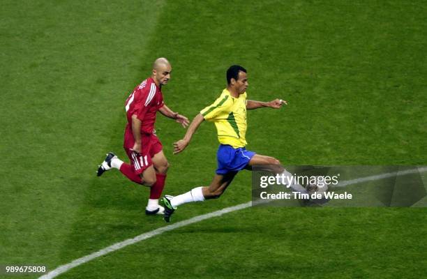 Final Brazil - Turkey, World Cup 2002 /Sas Hasan, Cafu /Turquie, Turkije, Brazilie, Bresil /Copyright Corbis,